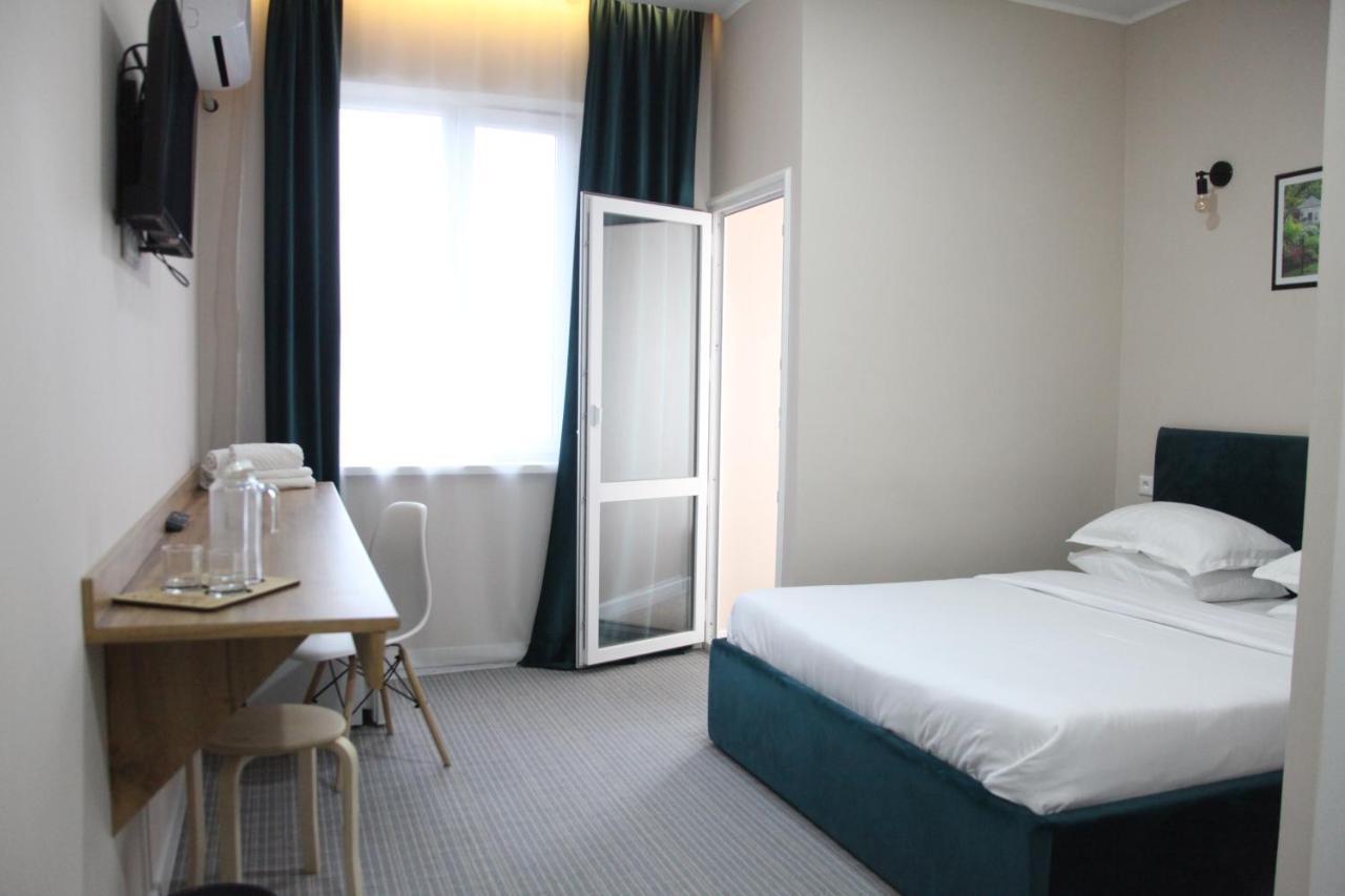 Jardin Hotel Aqtöbe Luaran gambar